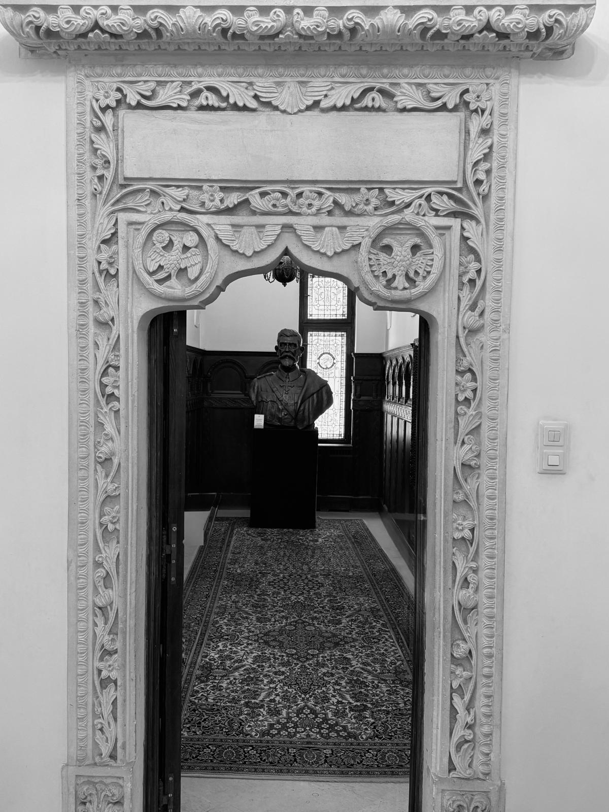 Black & White